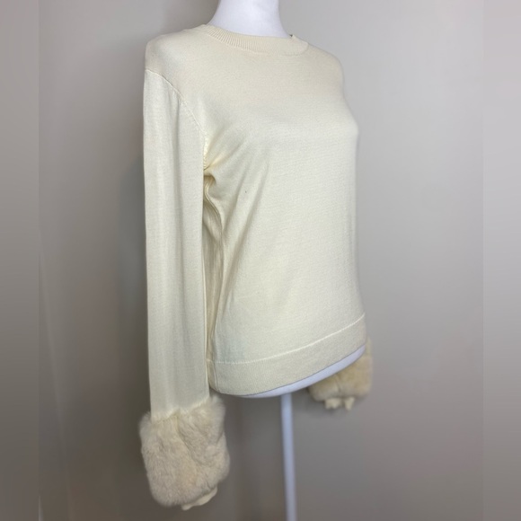 Opening Ceremony Cream Sweater with Faux Fur Cuffs Open Back Detail Cotton S/M - Picture 2 of 11